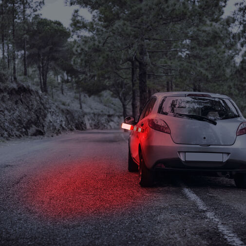55760 • Elakadásjelző lámpa - mágneses - 6 piros LED - elemes
